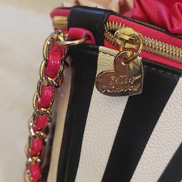 Betsey Johnson Pink and Black Cupcake Clutch - Picture 4 of 7